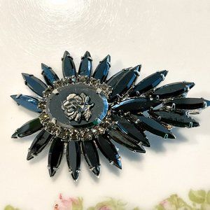 D & E Juliana Layered Hematite & Rose Cameo Pendant Brooch
